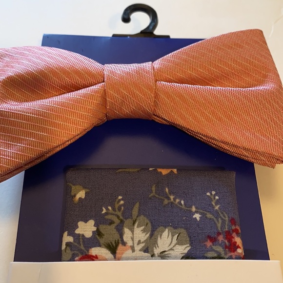 Apt 9 bow tie and pocket square set - Picture 3 of 4